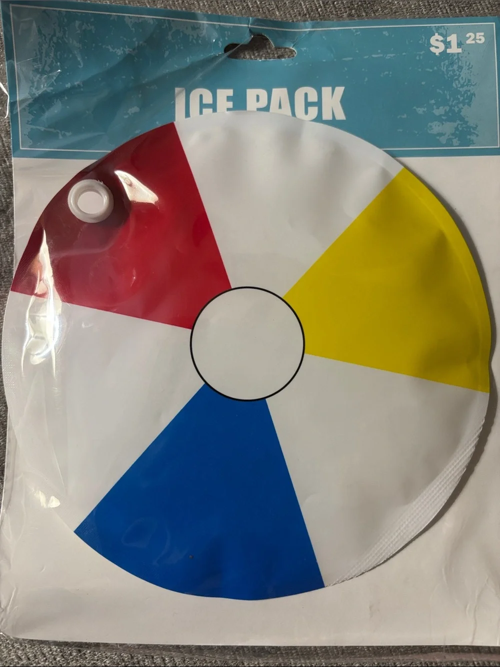 Beachball-shaped ice pack 🏖️